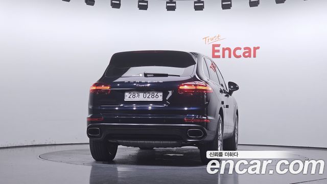 Porsche Cayenne 2016 — photo 4