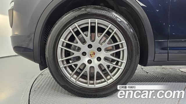 Porsche Cayenne 2016 — photo 5