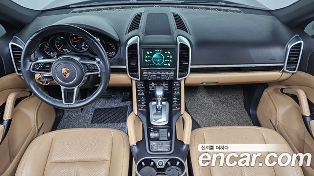 Porsche Cayenne 2016 — photo 7
