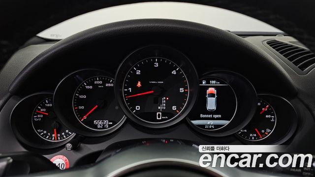 Porsche Cayenne 2016 — photo 8