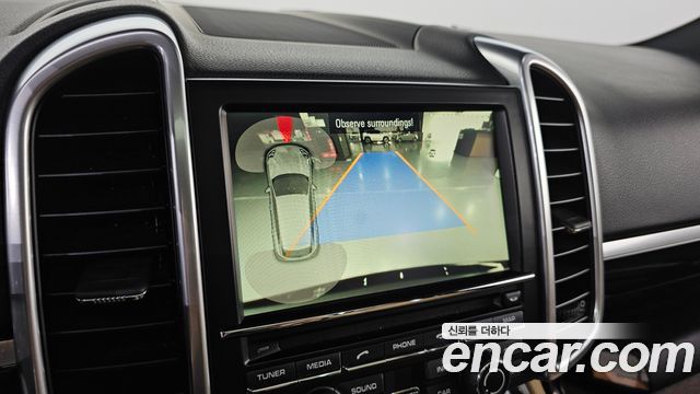 Porsche Cayenne 2016 — photo 15