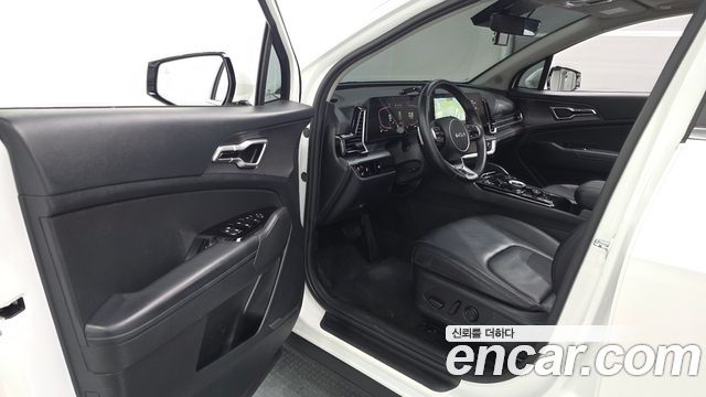 Kia Sportage 2023 — photo 13