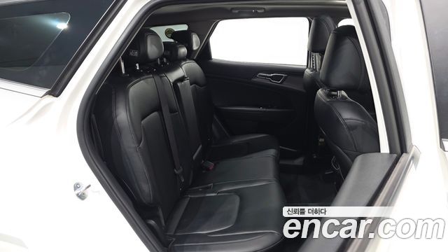 Kia Sportage 2023 — photo 17