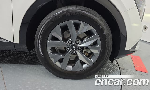 Kia Sportage 2023 — photo 7
