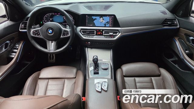 BMW 3-Series 2021 — photo 10