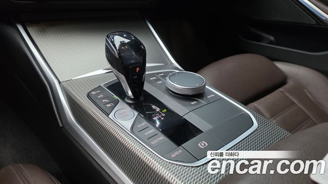 BMW 3-Series 2021 — photo 12
