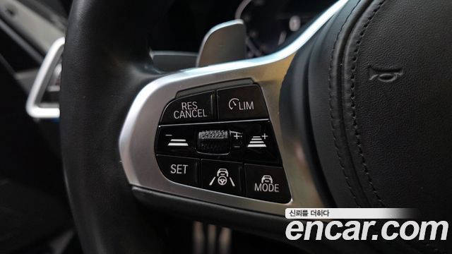 BMW 3-Series 2021 — photo 25