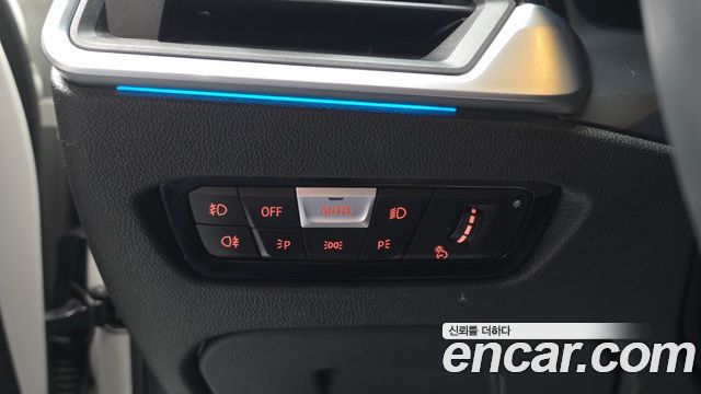 BMW 3-Series 2021 — photo 27