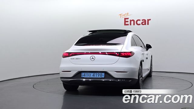 Mercedes-Benz EQE 2023 — photo 4
