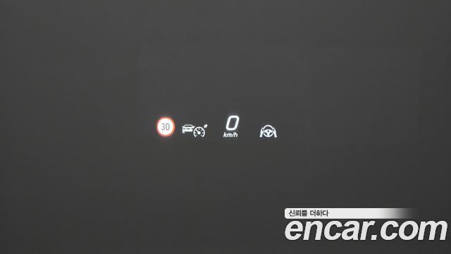 Mercedes-Benz EQE 2023 — photo 31