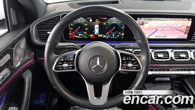 Mercedes-Benz GLE-Class 2023 — photo 19