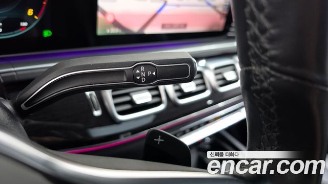 Mercedes-Benz GLE-Class 2023 — photo 24