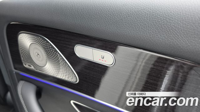 Mercedes-Benz GLE-Class 2023 — photo 30