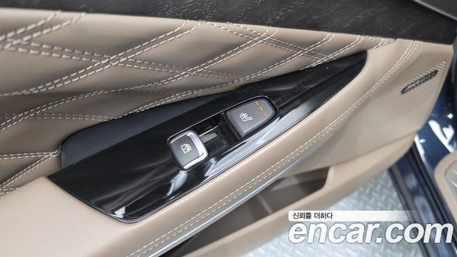 Kia K8 2022 — photo 30