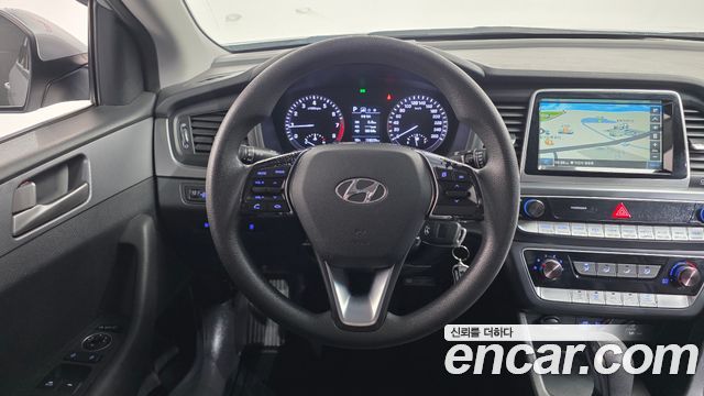 Hyundai Sonata 2018 — photo 13