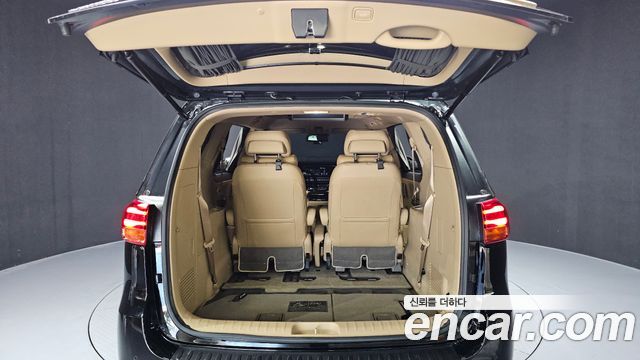 Kia Canival 2019 — photo 26