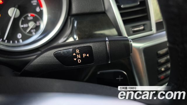 Mercedes-Benz M-class 2015 — photo 9