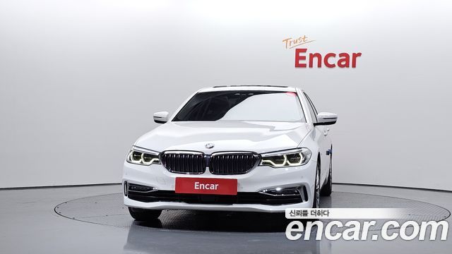 BMW 5-Series 2018 — photo 3