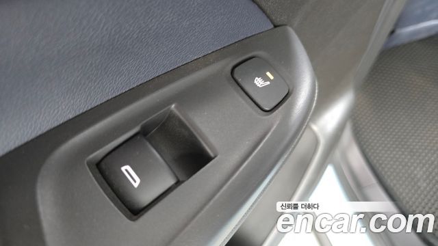 Chevrolet Korea 볼트 EUV 2023 — photo 25