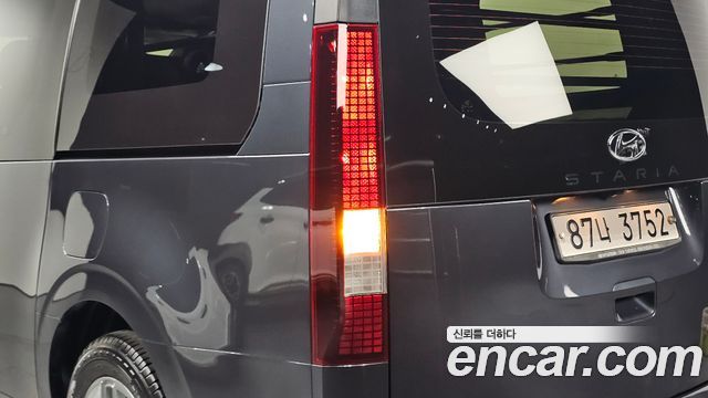Hyundai Staria 2022 — photo 9