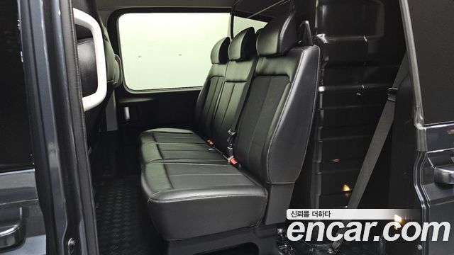 Hyundai Staria 2022 — photo 16