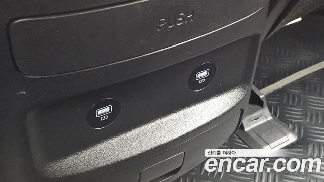 Hyundai Staria 2022 — photo 29