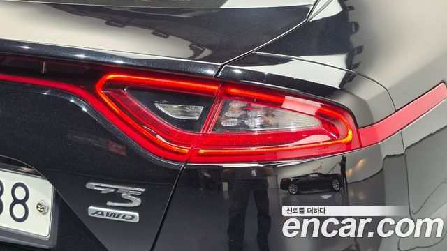 Kia Stinger 2020 — photo 9