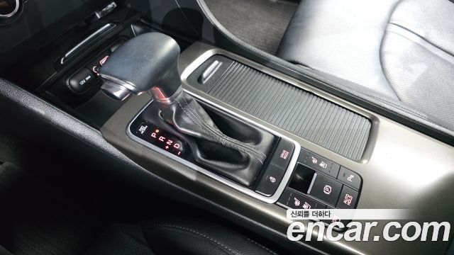 Kia K5 2020 — photo 12