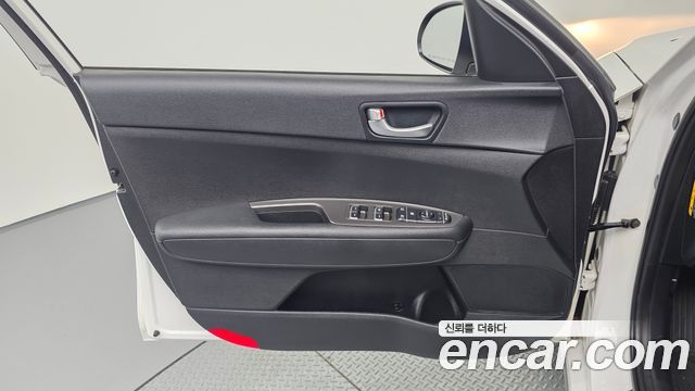 Kia K5 2020 — photo 24