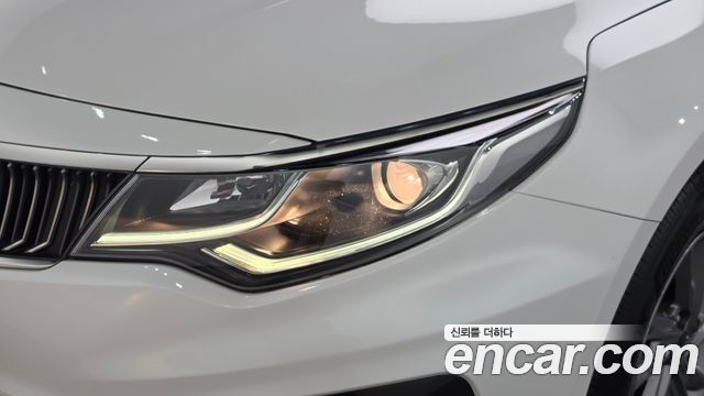 Kia K5 2020 — photo 8