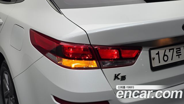 Kia K5 2020 — photo 9