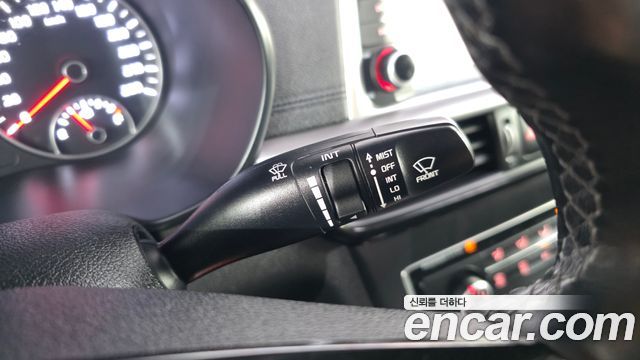 Kia K5 2020 — photo 29