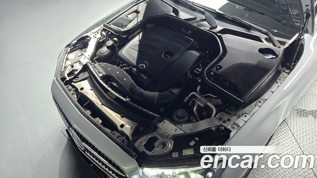 Mercedes-Benz E-Class 2021 — photo 6