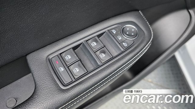 Renault Korea XM3 2023 — photo 18