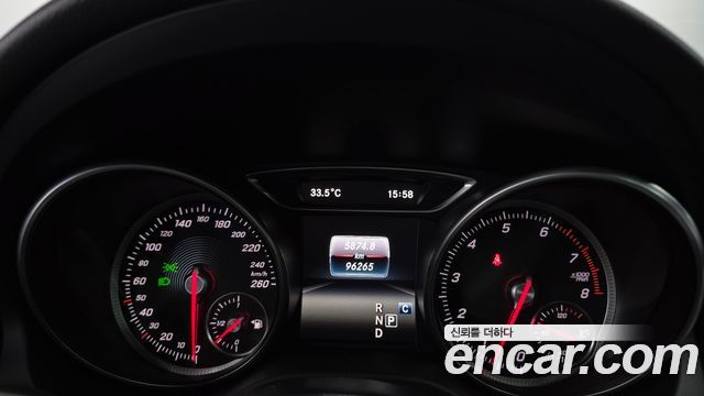 Mercedes-Benz CLA-Class 2018 — photo 8