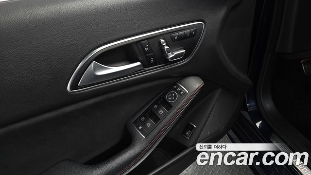 Mercedes-Benz CLA-Class 2018 — photo 16