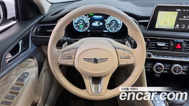 Genesis G70 2019 — photo 19