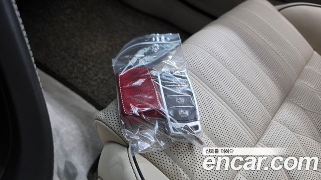 Genesis G70 2019 — photo 21