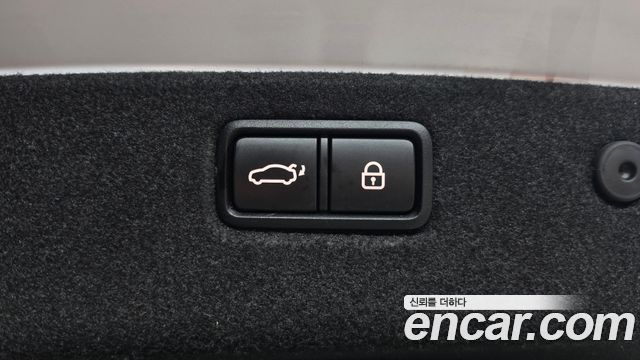 Genesis G70 2019 — photo 24