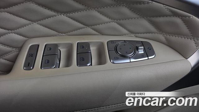 Genesis G70 2019 — photo 36