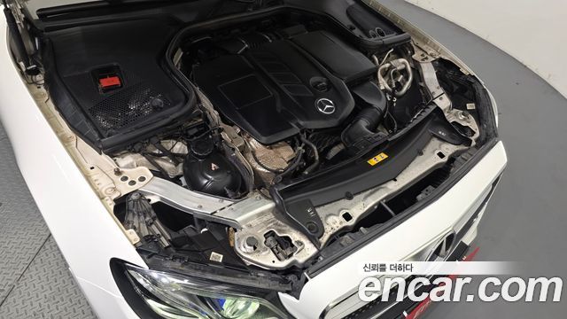 Mercedes-Benz E-Class 2019 — photo 6