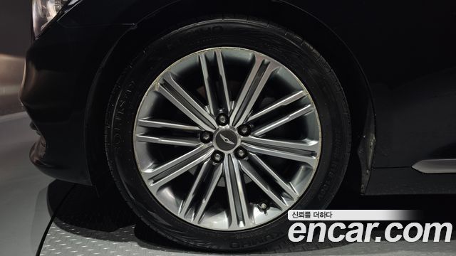Genesis G80 2017 — photo 5