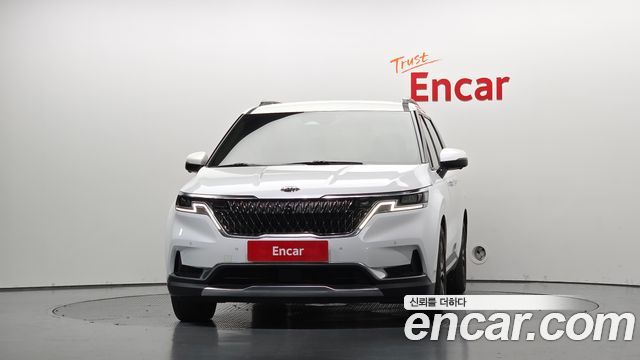 Kia Canival 2021 — photo 3