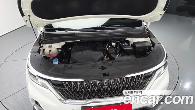 Kia Canival 2021 — photo 6