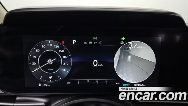 Kia Canival 2021 — photo 11