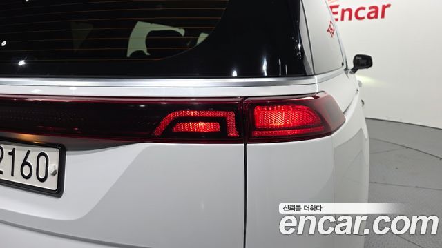 Kia Canival 2021 — photo 9