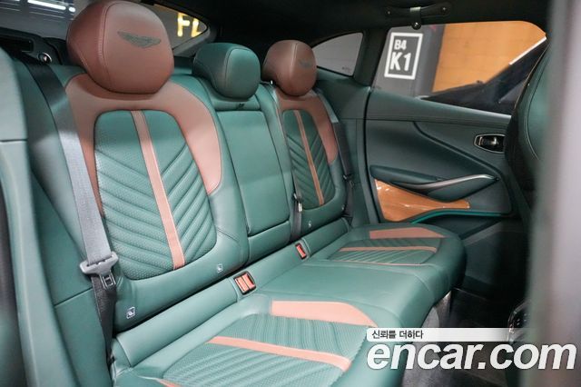 Aston Martin DBX 2024 — photo 13