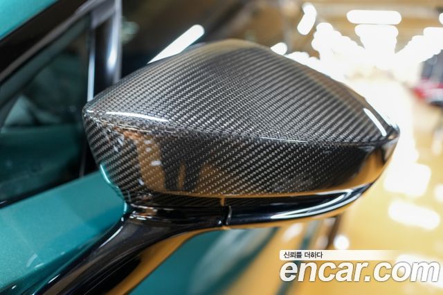 Aston Martin DBX 2024 — photo 19