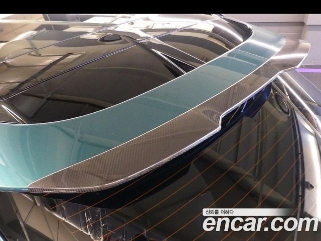 Aston Martin DBX 2024 — photo 20