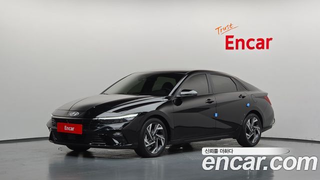 Hyundai AVANTE 2025 — photo 1